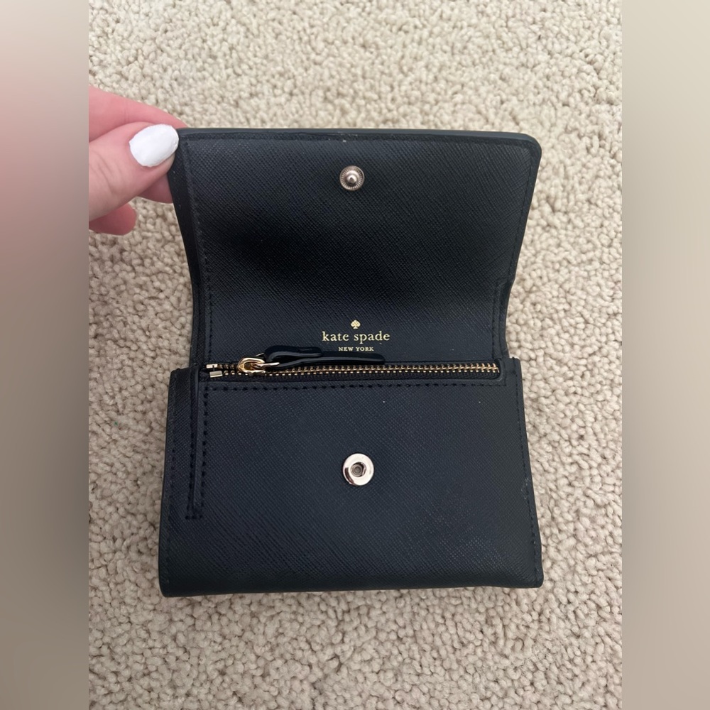 Kate Spade Wallet - Picture 2 of 5